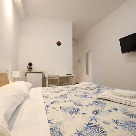 D&dhome Casa de Férias Mola di Bari